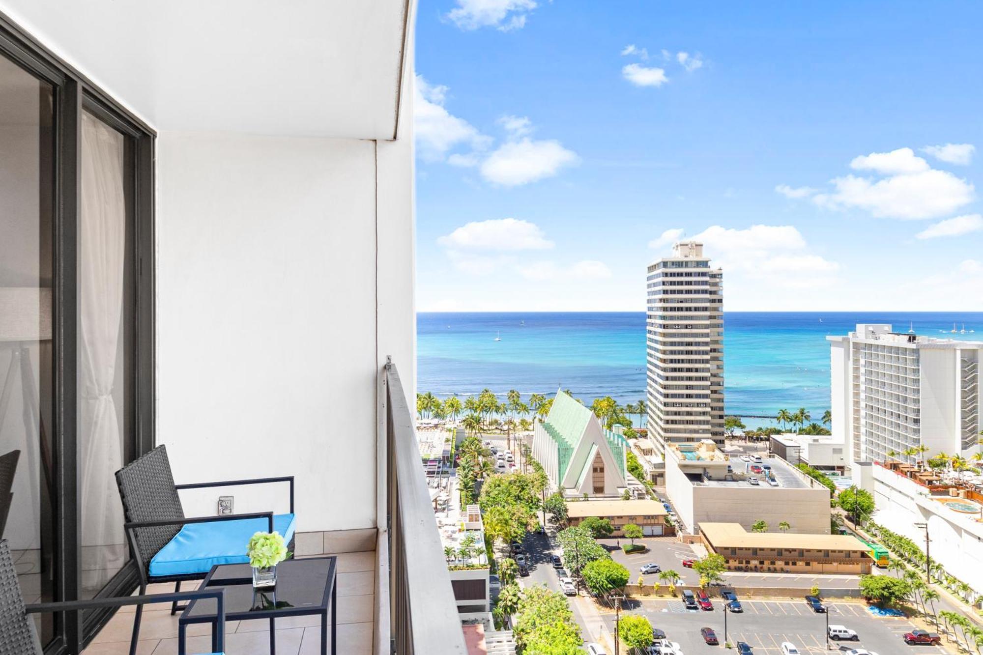 Great Ocean View Condo, Near Beach With Free Parking! Χονολουλού Εξωτερικό φωτογραφία